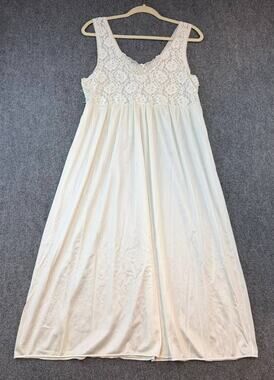 Vintage Unforgettable Lace Nightgown Ivory Nylon Sleeveless 45 Inch